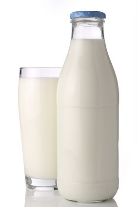Молоко коровье пастезированное фляжное мжд 3,2% (на разлив)